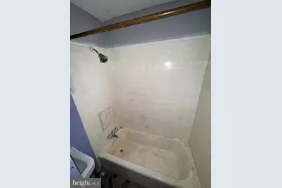7100 Paschall Avenue, Philadelphia, PA 19142 - Photo 15