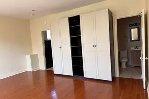 2545 Brown St, Philadelphia, PA 19130 - Photo 11