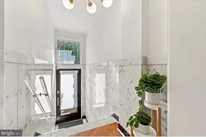 2201 Chestnut Street #104, Philadelphia, PA 19103 - Photo 3