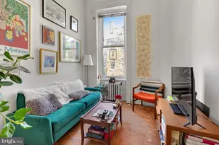 916 Pine St, Philadelphia, PA 19107 - Photo 1