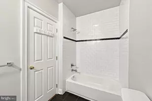 2631 Ellsworth St, Philadelphia, PA 19146 - Photo 17