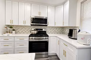 2026 S Newkirk St, Philadelphia, PA 19145 - Photo 17