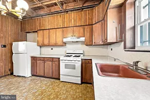 1122 Fitzgerald St, Philadelphia, PA 19148 - Photo 9