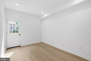 2253 N 12th St, Philadelphia, PA 19133 - Photo 11