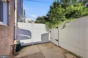739 McClellan St, Philadelphia, PA 19148 - Photo 11