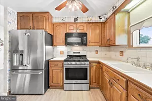 7739 Whitaker, Philadelphia, PA 19111 - Photo 9