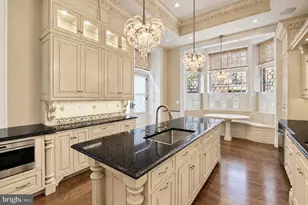 2015 Delancey Pl, Philadelphia, PA 19103 - Photo 15