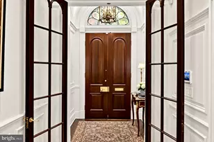 2015 Delancey Pl, Philadelphia, PA 19103 - Photo 5