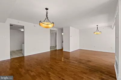 2001 Hamilton Street #2215, Philadelphia, PA 19130 - Photo 5