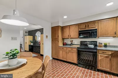 2030 Mount Vernon Street, Philadelphia, PA 19130 - Photo 11