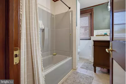 808 Manatawna Avenue, Philadelphia, PA 19128 - Photo 33