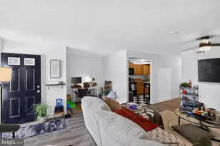 3344 S Keswick Rd, Philadelphia, PA 19114 - Photo 3