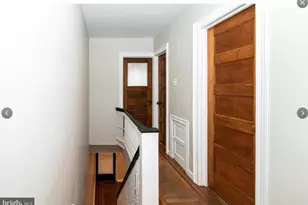 5729 Broomall St, Philadelphia, PA 19143 - Photo 7