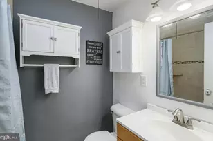 12230 Medford Rd, Philadelphia, PA 19154 - Photo 11