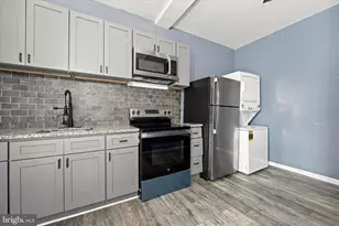 1514 Wolf St, Philadelphia, PA 19145 - Photo 9