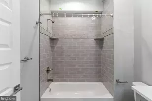 1419 Poplar St, Philadelphia, PA 19130 - Photo 11