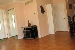 10671 Halstead St, Philadelphia, PA 19116 - Photo 3