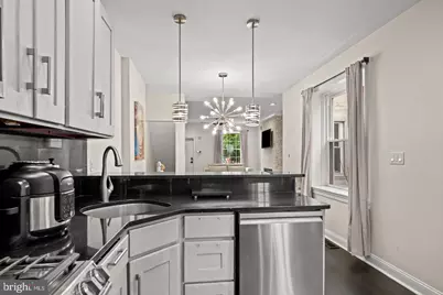 842 N 28th Street, Philadelphia, PA 19130 - Photo 13