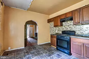 1958 Rowan St, Philadelphia, PA 19140 - Photo 5