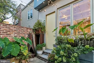 2053 Pemberton St, Philadelphia, PA 19146 - Photo 11