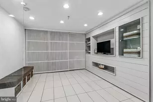 2053 Pemberton St, Philadelphia, PA 19146 - Photo 35