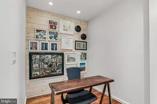 2053 Pemberton St, Philadelphia, PA 19146 - Photo 17