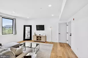 1801 Fairmount Ave, Philadelphia, PA 19130 - Photo 3