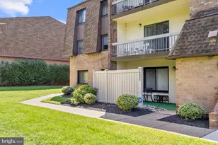 56004 Delaire Landing Rd, Philadelphia, PA 19114 - Photo 3