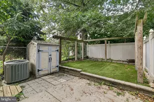 396 Delmar St, Philadelphia, PA 19128 - Photo 9