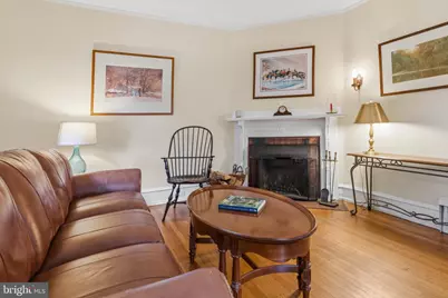 418 W Price Street, Philadelphia, PA 19144 - Photo 9