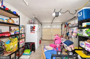 1906 Morrell St, Philadelphia, PA 19115 - Photo 33