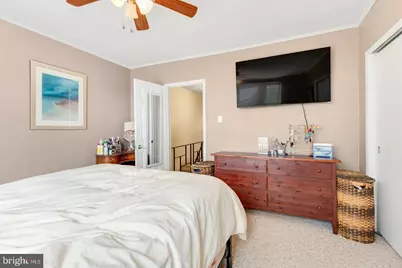 654 Jamestown Avenue, Philadelphia, PA 19128 - Photo 27