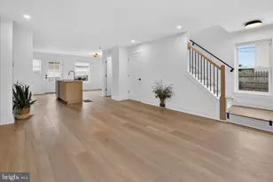 1315 Ogden Ct, Philadelphia, PA 19123 - Photo 15