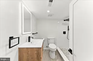4142 Dungan St, Philadelphia, PA 19124 - Photo 37
