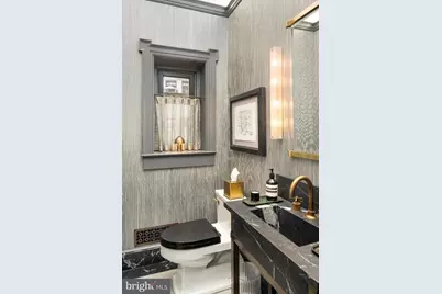 2041 Delancey Place, Philadelphia, PA 19103 - Photo 11