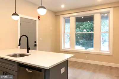 223 S 44th Street #1F, Philadelphia, PA 19104 - Photo 3