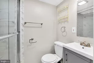 916 Cantrell St, Philadelphia, PA 19148 - Photo 19