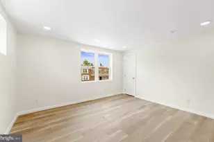 4354 Glendale St, Philadelphia, PA 19124 - Photo 9