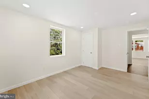4354 Glendale St, Philadelphia, PA 19124 - Photo 9