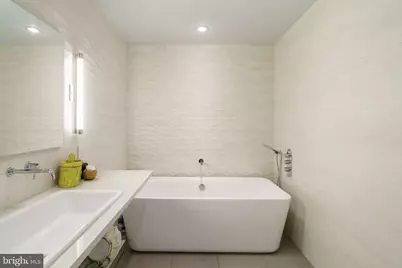 449 N 13th Street, Philadelphia, PA 19123 - Photo 21