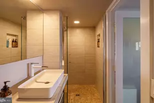 449 N 13th St, Philadelphia, PA 19123 - Photo 25