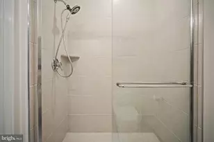 1216 Crease St, Philadelphia, PA 19125 - Photo 33
