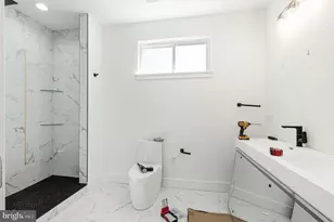 2021 N 4th St, Philadelphia, PA 19122 - Photo 21