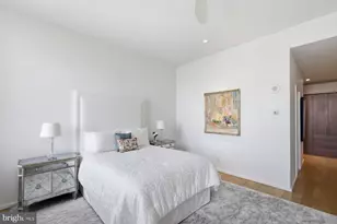210 W Washington Square, Philadelphia, PA 19106 - Photo 25