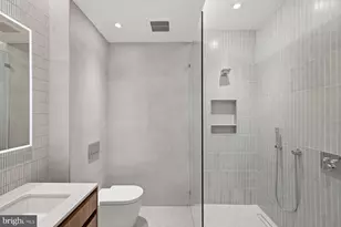 210 W Washington Square, Philadelphia, PA 19106 - Photo 27