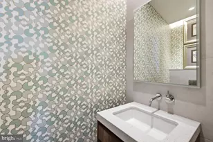 210 W Washington Square, Philadelphia, PA 19106 - Photo 19