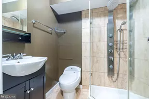 1013 S 19th St, Philadelphia, PA 19146 - Photo 19