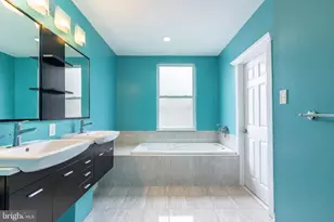 1013 S 19th St, Philadelphia, PA 19146 - Photo 13