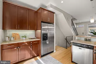 2400 Madison Square, Philadelphia, PA 19146 - Photo 11