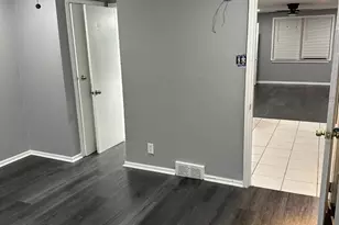 200 E Albanus St, Philadelphia, PA 19120 - Photo 15